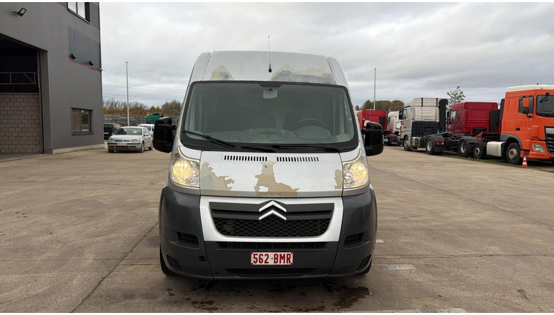 Citroën Jumper (3.0L / BELGIAN VAN / GOOD CONDITION / EURO 4 / 3 SEATS / L3H2 / AIRCO) - Dubă: Foto 4 Citroën Jumper (3.0L / BELGIAN VAN / GOOD CONDITION / EURO 4 / 3 SEATS / L3H2 / AIRCO) - Dubă: Foto 4