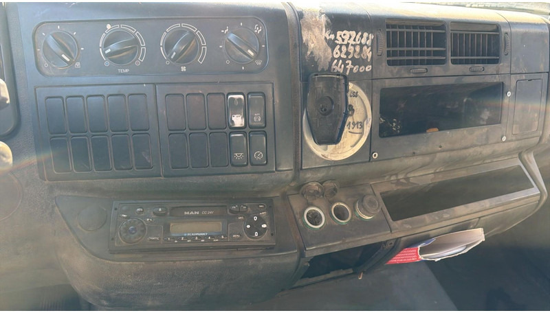 Leasing de MAN TGL 8.180 (MANUAL GEARBOX / BOITE MANUELLE / CAMION BELGE / BELGIAN TRUCK) MAN TGL 8.180 (MANUAL GEARBOX / BOITE MANUELLE / CAMION BELGE / BELGIAN TRUCK): Foto 13 Leasing de MAN TGL 8.180 (MANUAL GEARBOX / BOITE MANUELLE / CAMION BELGE / BELGIAN TRUCK) MAN TGL 8.180 (MANUAL GEARBOX / BOITE MANUELLE / CAMION BELGE / BELGIAN TRUCK): Foto 13