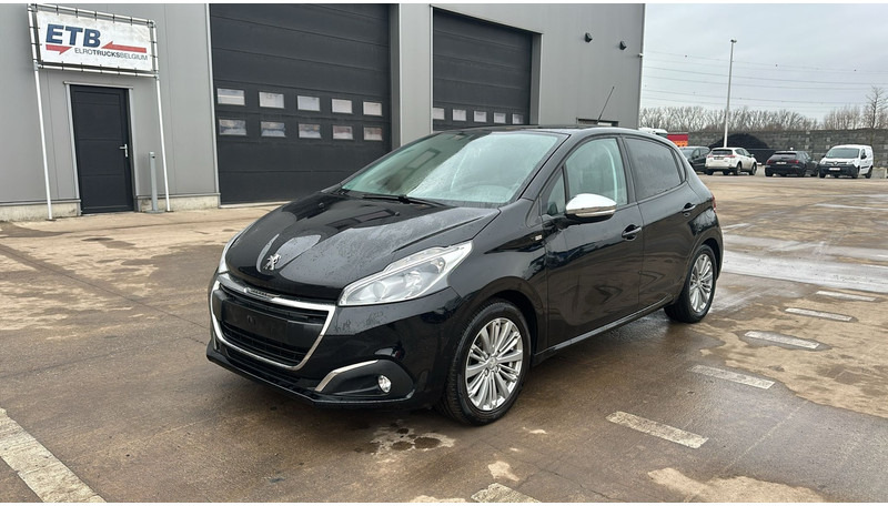 Peugeot 208 (BELGIAN CAR / AIRCO / 5 DOORS / PETROL) - Automobil: Foto 1 Peugeot 208 (BELGIAN CAR / AIRCO / 5 DOORS / PETROL) - Automobil: Foto 1