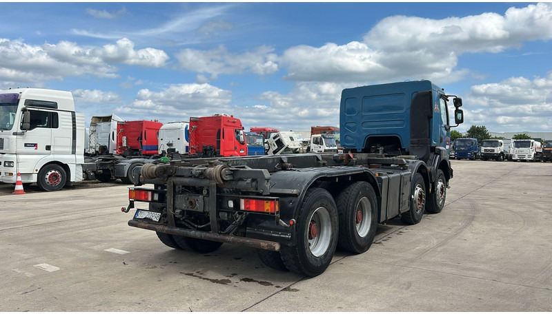 Renault KERAX 420 (8X4 / GRAND PONT / LAMES / BOITE MANUELLE / BONNE ETAT) - Camion şasiu: Foto 5 Renault KERAX 420 (8X4 / GRAND PONT / LAMES / BOITE MANUELLE / BONNE ETAT) - Camion şasiu: Foto 5