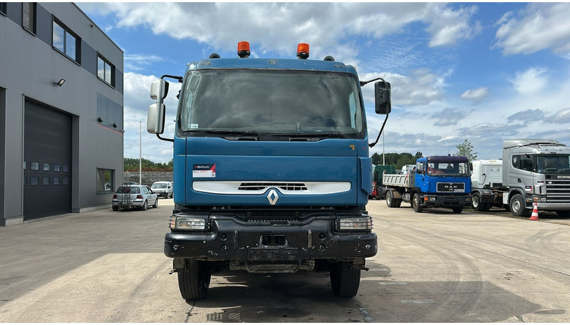 Renault KERAX 420 (8X4 / GRAND PONT / LAMES / BOITE MANUELLE / BONNE ETAT) - Camion şasiu: Foto 2 Renault KERAX 420 (8X4 / GRAND PONT / LAMES / BOITE MANUELLE / BONNE ETAT) - Camion şasiu: Foto 2