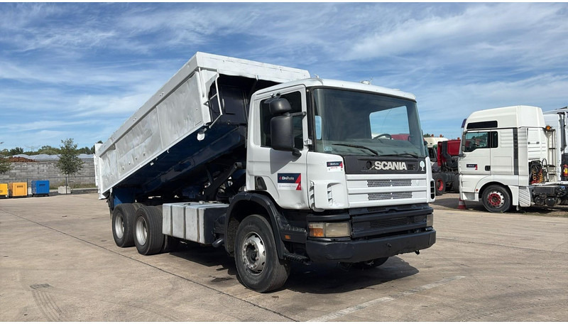 Scania 94 - 260 (BOITE MANUELLE / LAMES / STEEL SUSP. / 6X4 / MANUAL GEARBOX) - Camion basculantă: Foto 5 Scania 94 - 260 (BOITE MANUELLE / LAMES / STEEL SUSP. / 6X4 / MANUAL GEARBOX) - Camion basculantă: Foto 5