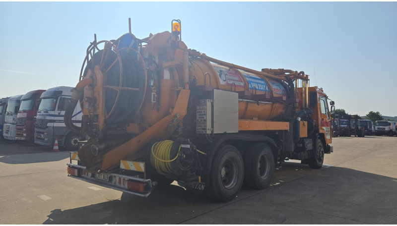 Volvo FL 10 - 320 (10500L + 1500L / 10 TYRES FULL STEEL / HIGH PRESSURE + VACUUM / POMPE MANUELLE / MANUAL PUMP) - Maşină pentru vidanjări: Foto 5 Volvo FL 10 - 320 (10500L + 1500L / 10 TYRES FULL STEEL / HIGH PRESSURE + VACUUM / POMPE MANUELLE / MANUAL PUMP) - Maşină pentru vidanjări: Foto 5