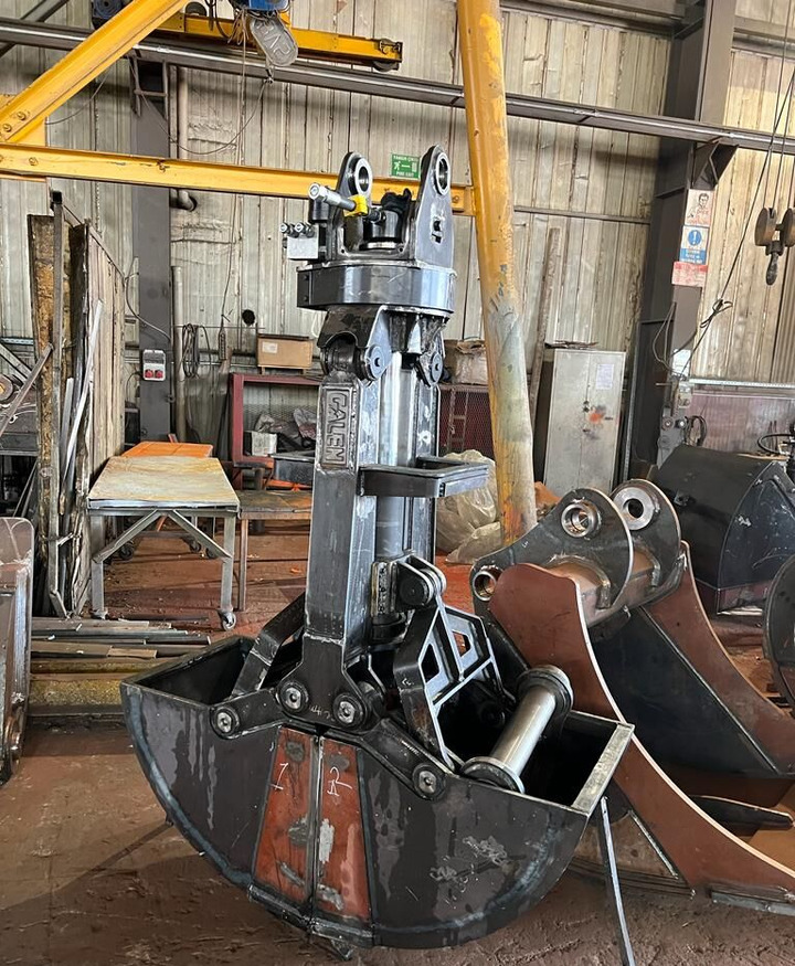 Caterpillar 330 Narrow Clamshell Bucket - Cupa graifer pentru Utilaje constructii: Foto 5 Caterpillar 330 Narrow Clamshell Bucket - Cupa graifer pentru Utilaje constructii: Foto 5