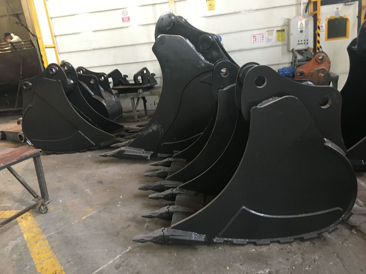 Komatsu PC350 Rock Bucket - Cupă excavator: Foto 1 Komatsu PC350 Rock Bucket - Cupă excavator: Foto 1