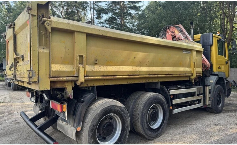 MAN 33/364 6x6 - Camion basculantă, Camion cu macara: Foto 4 MAN 33/364 6x6 - Camion basculantă, Camion cu macara: Foto 4