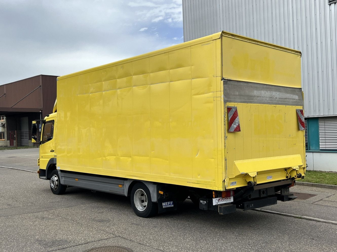 Mercedes-Benz Atego 816L Möbelkoffer 6,15m LBW 3-Sitze Euro-5 - Autoutilitară box: Foto 5 Mercedes-Benz Atego 816L Möbelkoffer 6,15m LBW 3-Sitze Euro-5 - Autoutilitară box: Foto 5