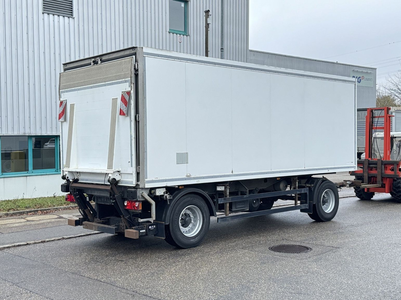 ROHR RAK/18 TK Tiefkühl MAXIMA 1000 Türen LBW 2t BPW - Remorcă frigider: Foto 5 ROHR RAK/18 TK Tiefkühl MAXIMA 1000 Türen LBW 2t BPW - Remorcă frigider: Foto 5