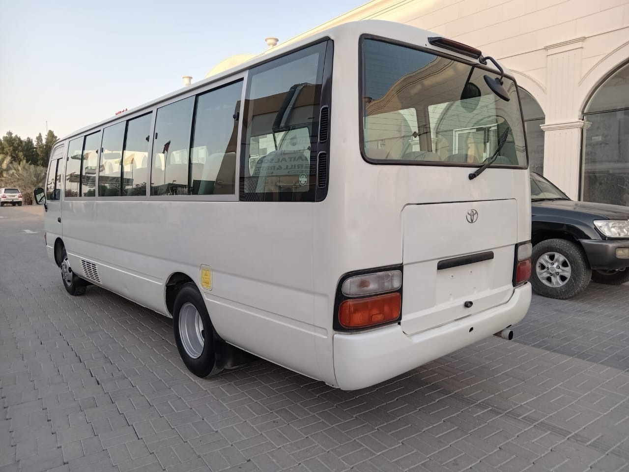 TOYOTA Coaster ... 30 places - diesel - climatisé ... BELGIQUE.. - Microbuz, Transport persoane: Foto 3 TOYOTA Coaster ... 30 places - diesel - climatisé ... BELGIQUE.. - Microbuz, Transport persoane: Foto 3