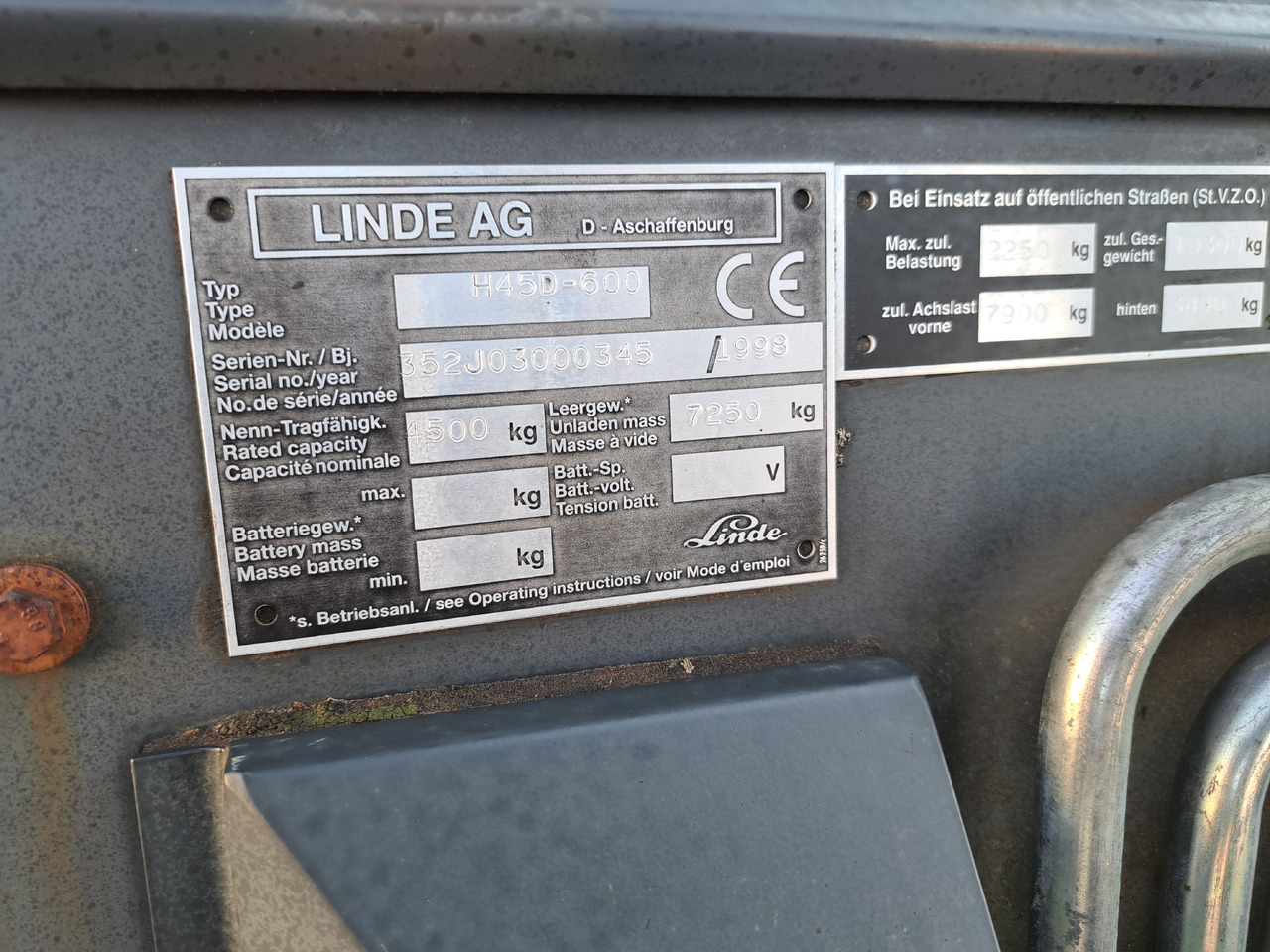 LINDE H45D-600 - Stivuitor diesel: Foto 2 LINDE H45D-600 - Stivuitor diesel: Foto 2