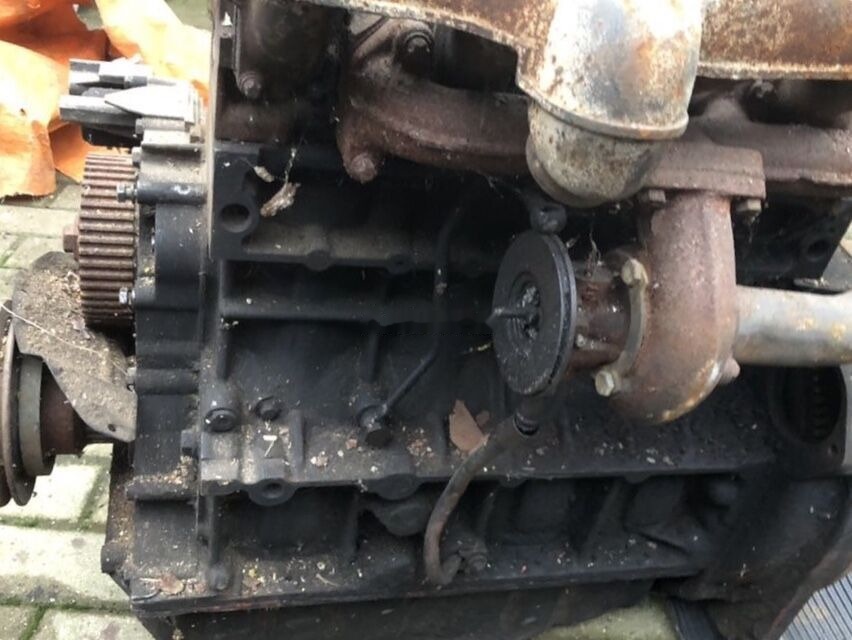 Deutz F4L1011F Kramer - Motor pentru Încărcător frontal pe pneuri: Foto 5 Deutz F4L1011F Kramer - Motor pentru Încărcător frontal pe pneuri: Foto 5