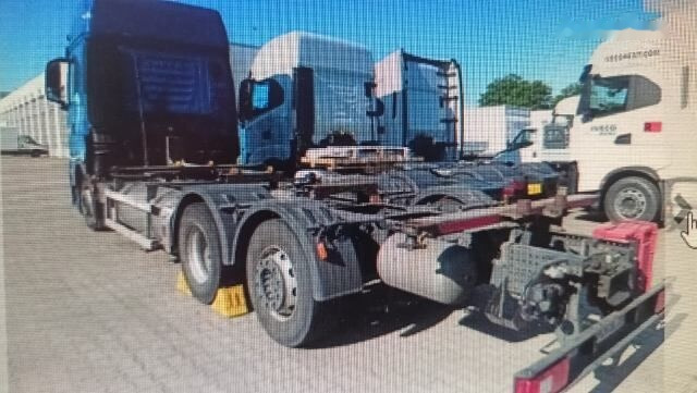 IVECO 26460 - Camion transport containere/ Swap body: Foto 4 IVECO 26460 - Camion transport containere/ Swap body: Foto 4