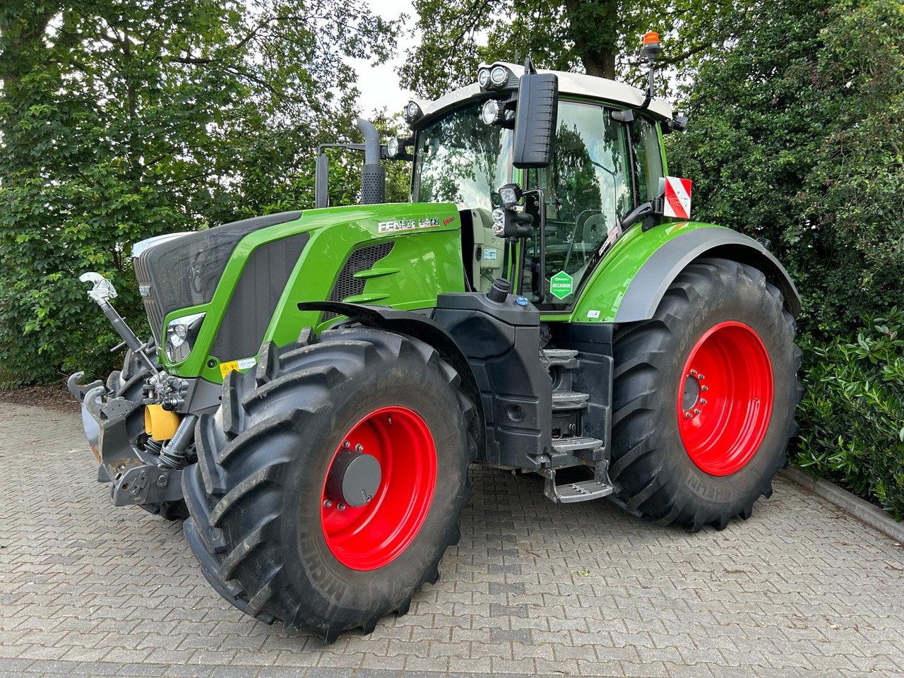 FENDT 828 Vario S4 ProfiPlus - Tractor agricol: Foto 1 FENDT 828 Vario S4 ProfiPlus - Tractor agricol: Foto 1