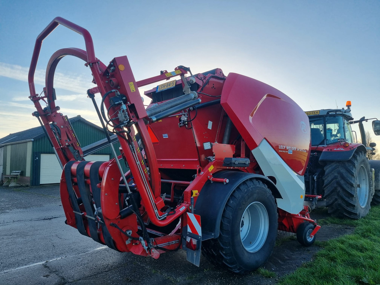 Lely Welger RPC 160V - Maşina de infoliat baloti: Foto 2 Lely Welger RPC 160V - Maşina de infoliat baloti: Foto 2