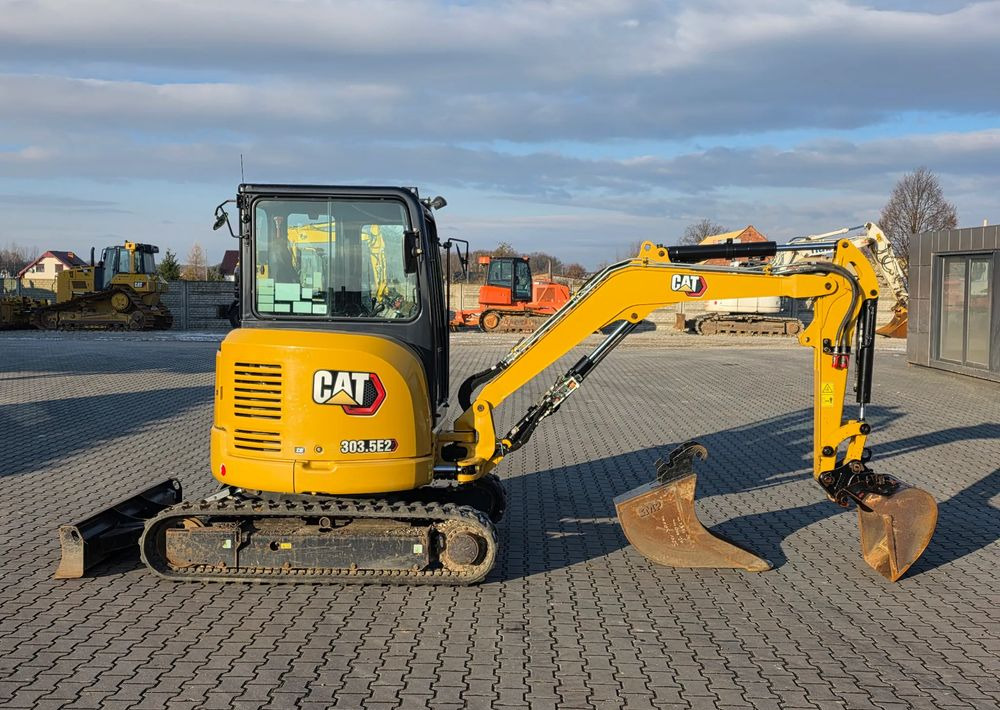 Caterpillar 303.5E2 CR, 2021 ROK, 1100 MTH - Mini excavator: Foto 2 Caterpillar 303.5E2 CR, 2021 ROK, 1100 MTH - Mini excavator: Foto 2
