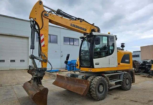 Liebherr A 916 Litronic, 2019 ROK, PODPORY + PŁUG, 6100 MTH - Excavator pe roţi: Foto 2 Liebherr A 916 Litronic, 2019 ROK, PODPORY + PŁUG, 6100 MTH - Excavator pe roţi: Foto 2