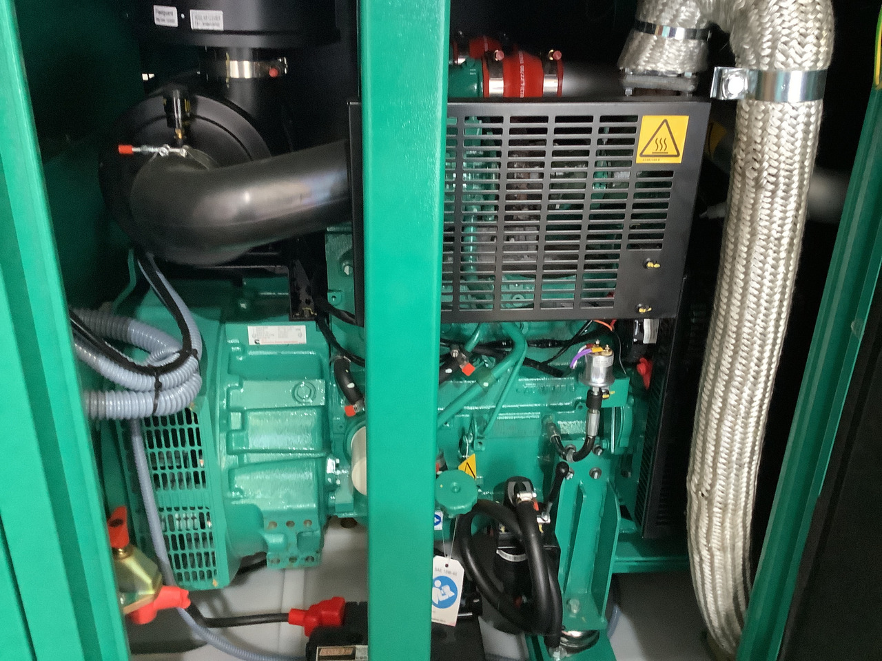 Cummins C55D5EQ. 55KVA Generator. Brand new. - Generator electric: Foto 4 Cummins C55D5EQ. 55KVA Generator. Brand new. - Generator electric: Foto 4