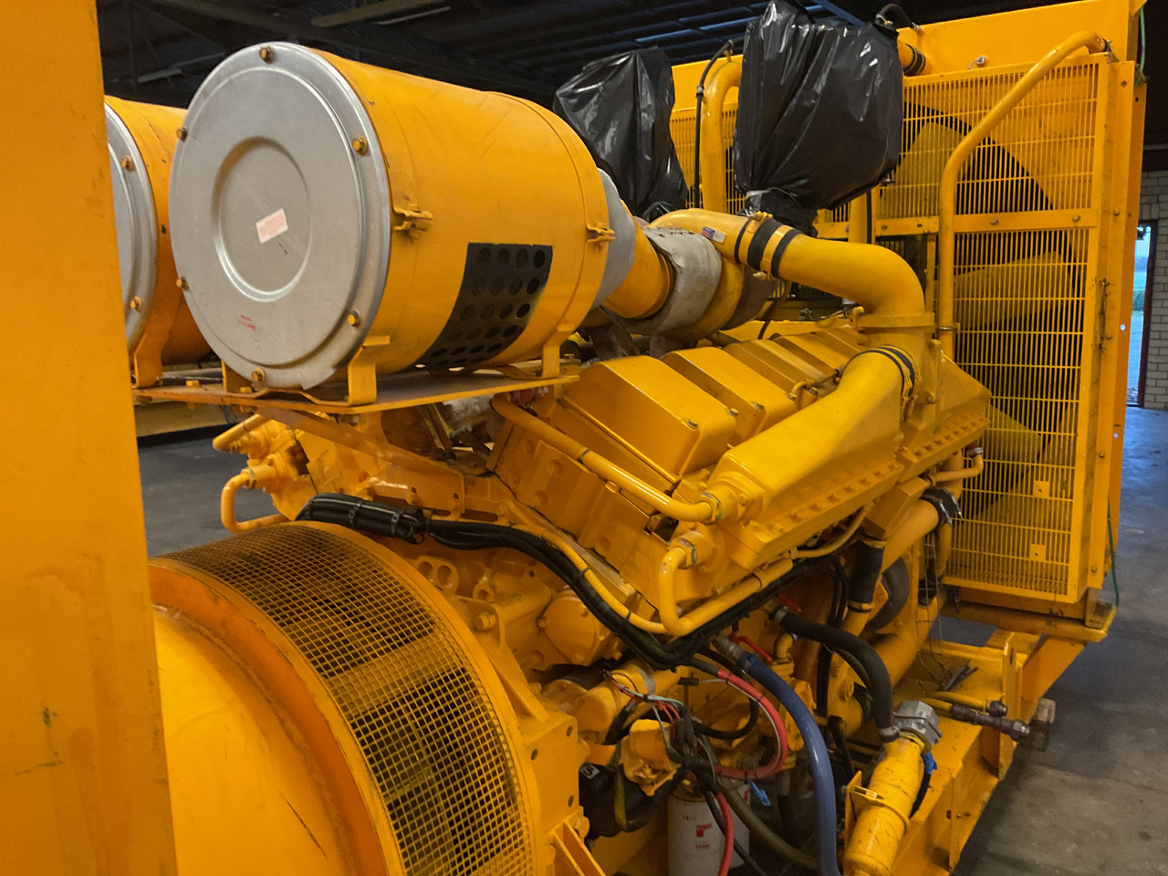 Cummins KTA38G3, 1000KVA Generatorset. Low hours and complete. - Generator electric: Foto 4 Cummins KTA38G3, 1000KVA Generatorset. Low hours and complete. - Generator electric: Foto 4