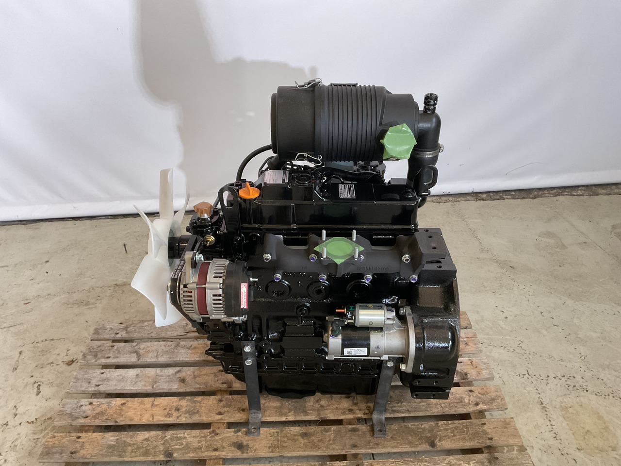 Yanmar 4TNV88 - Motor: Foto 2 Yanmar 4TNV88 - Motor: Foto 2