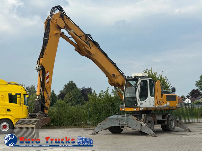 Liebherr A924 C - Excavator pe roţi: Foto 1 Liebherr A924 C - Excavator pe roţi: Foto 1