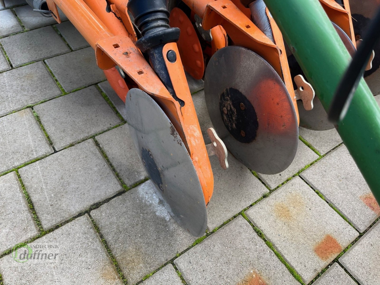 Amazone KE 303 + AD 303 - Semănătoare combinată: Foto 3 Amazone KE 303 + AD 303 - Semănătoare combinată: Foto 3