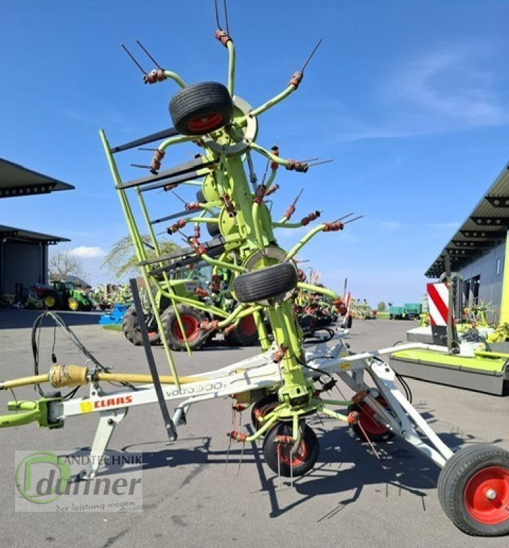 CLAAS VOLTO 900 T - Maşină de întors fânul: Foto 2 CLAAS VOLTO 900 T - Maşină de întors fânul: Foto 2