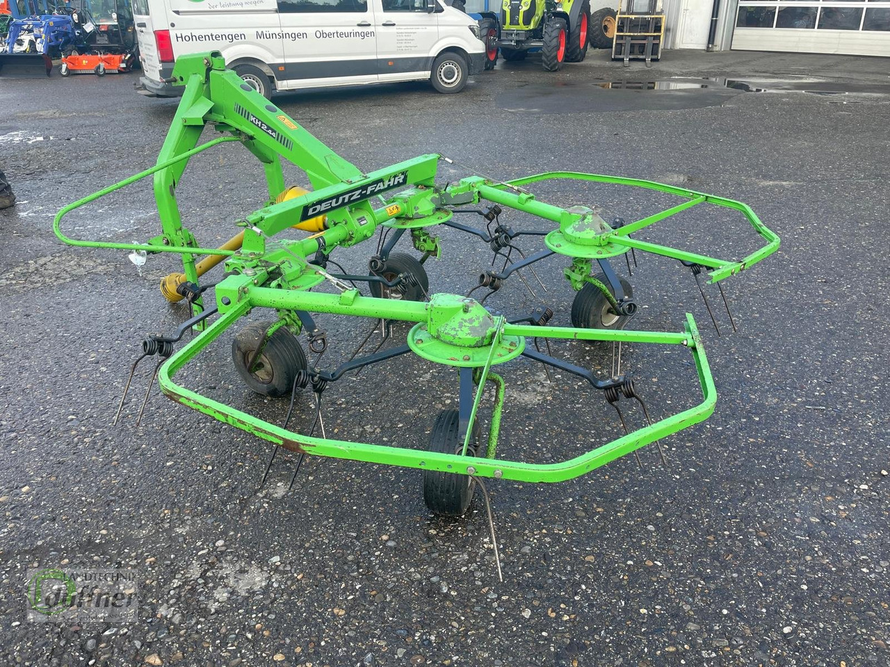 Deutz-Fahr KH 2.44 - Maşină de întors fânul: Foto 4 Deutz-Fahr KH 2.44 - Maşină de întors fânul: Foto 4