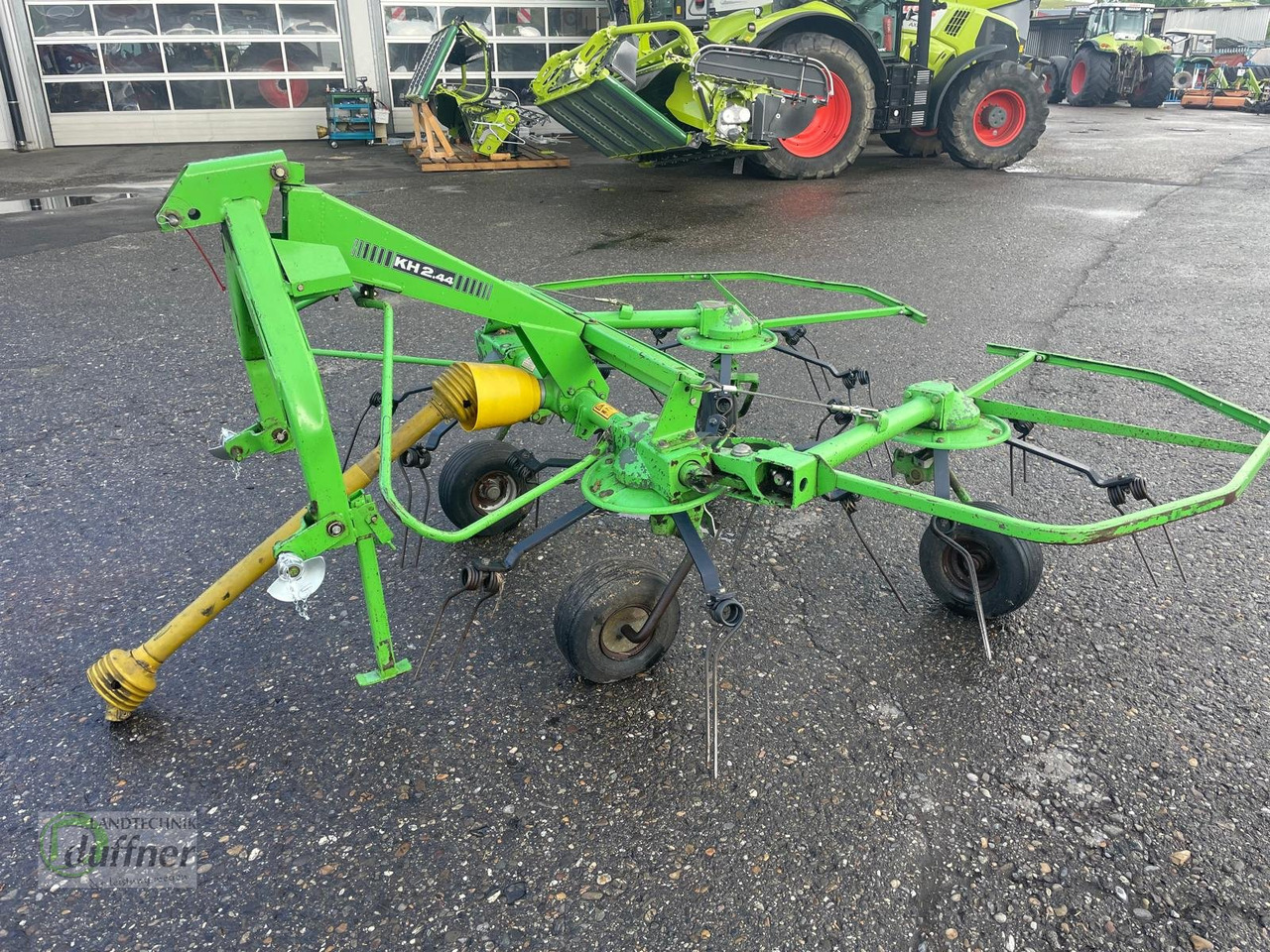 Deutz-Fahr KH 2.44 - Maşină de întors fânul: Foto 5 Deutz-Fahr KH 2.44 - Maşină de întors fânul: Foto 5