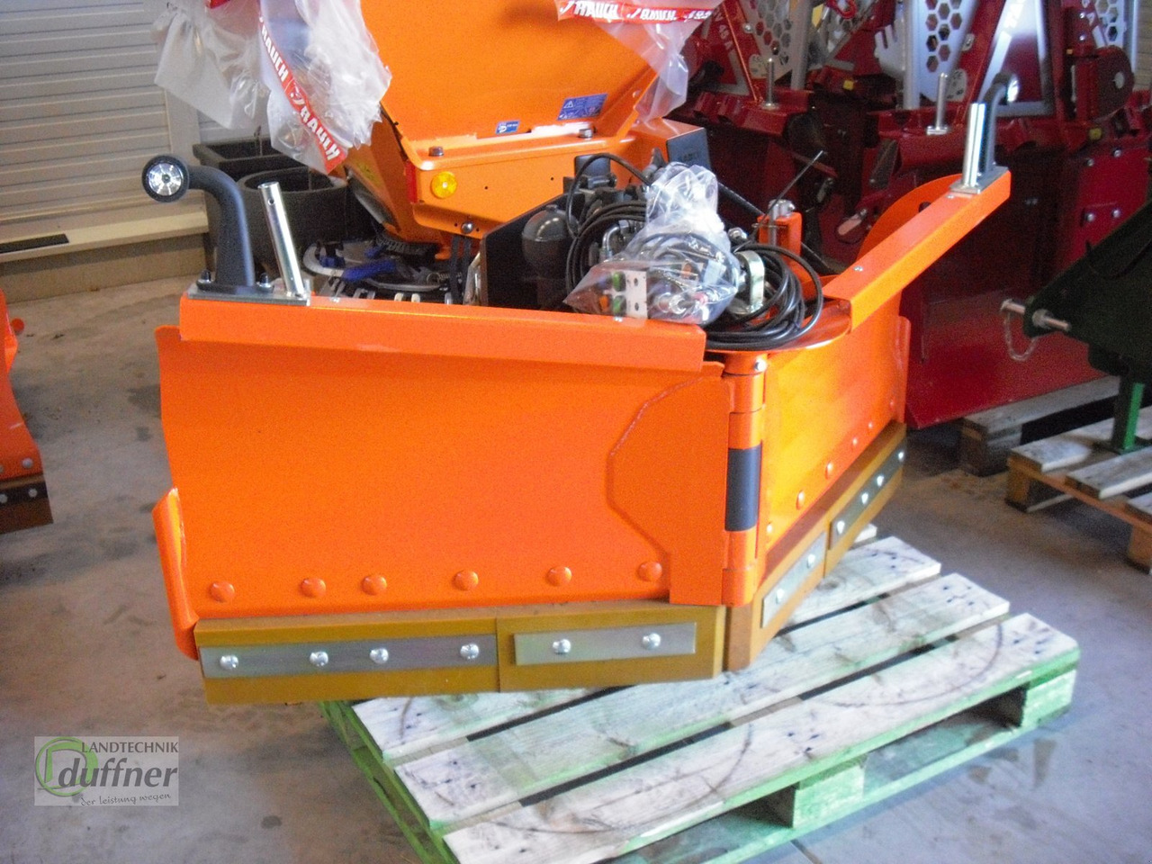 Tuchel Vario 180 - Plug zapada pentru Maşina comunala: Foto 2 Tuchel Vario 180 - Plug zapada pentru Maşina comunala: Foto 2