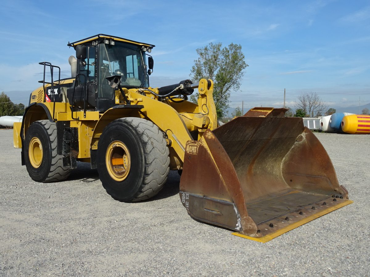 CATERPILLAR 972K - Încărcător frontal pe pneuri: Foto 4 CATERPILLAR 972K - Încărcător frontal pe pneuri: Foto 4