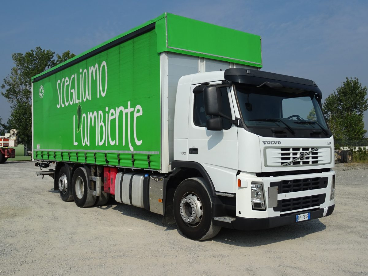 VOLVO FM9 R 62 - Camion cu prelată: Foto 3 VOLVO FM9 R 62 - Camion cu prelată: Foto 3