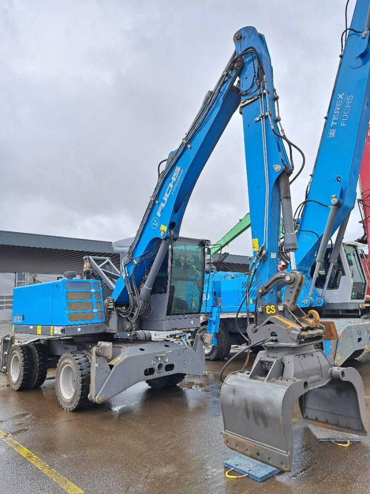 Fuchs MHL310F + Grapple - Excavator pentru manipulare de materiale: Foto 3 Fuchs MHL310F + Grapple - Excavator pentru manipulare de materiale: Foto 3