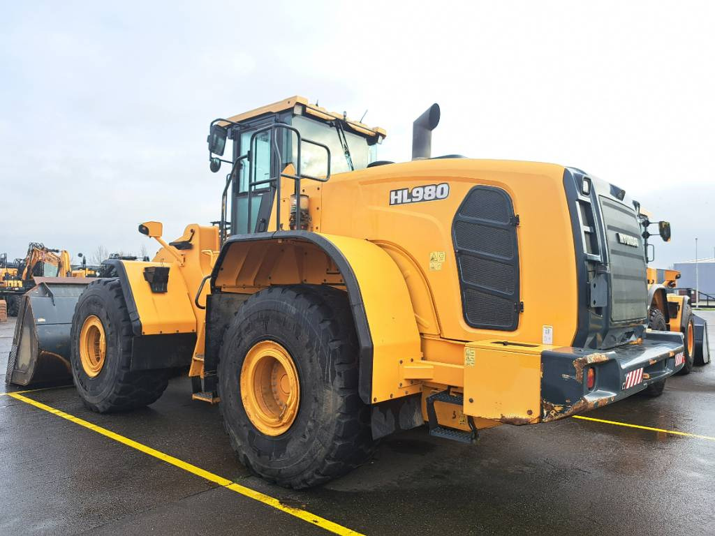 Hyundai HL980 - Încărcător frontal pe pneuri: Foto 3 Hyundai HL980 - Încărcător frontal pe pneuri: Foto 3