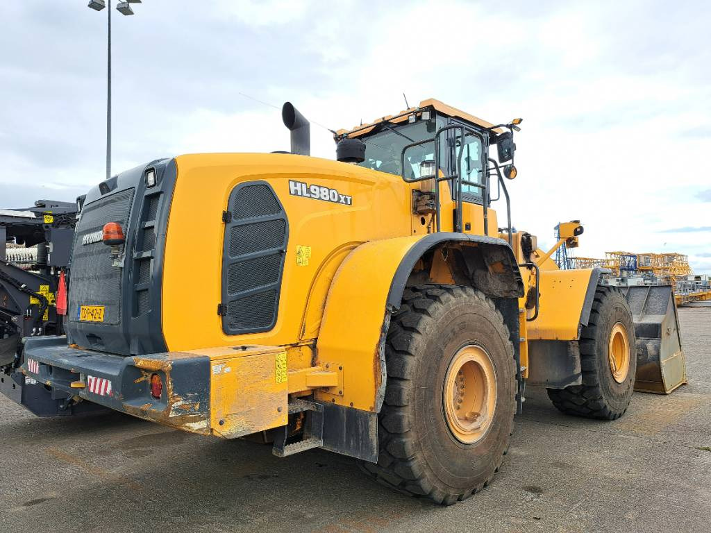 Hyundai HL980XT - Încărcător frontal pe pneuri: Foto 3 Hyundai HL980XT - Încărcător frontal pe pneuri: Foto 3