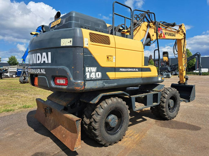 Hyundai HW140 - Excavator pe roţi: Foto 3 Hyundai HW140 - Excavator pe roţi: Foto 3