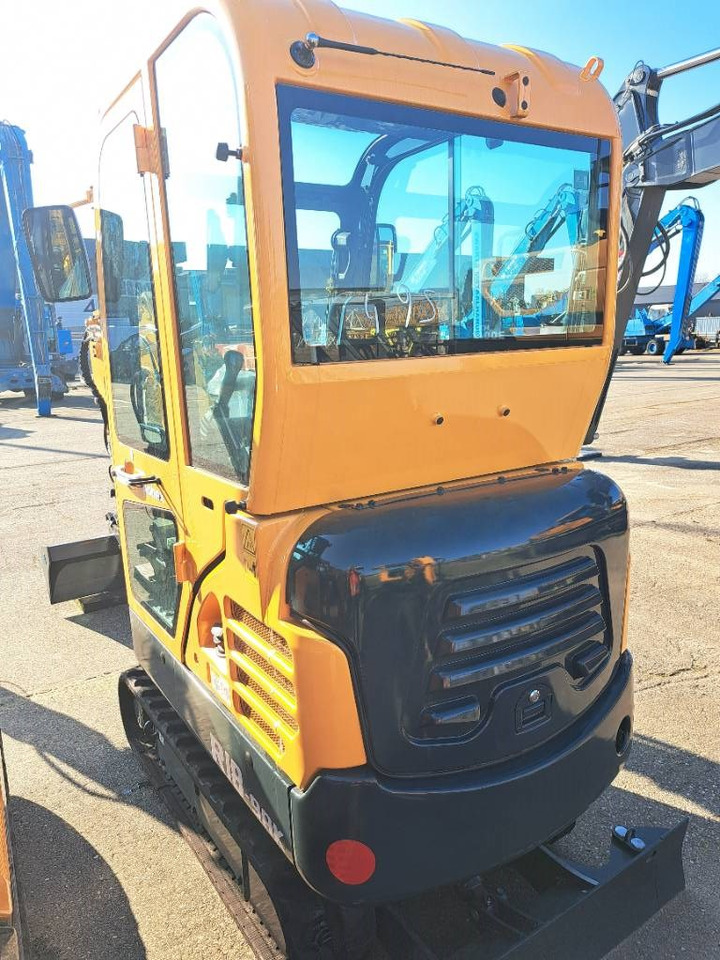 Hyundai R18-9AK - Mini excavator: Foto 4 Hyundai R18-9AK - Mini excavator: Foto 4
