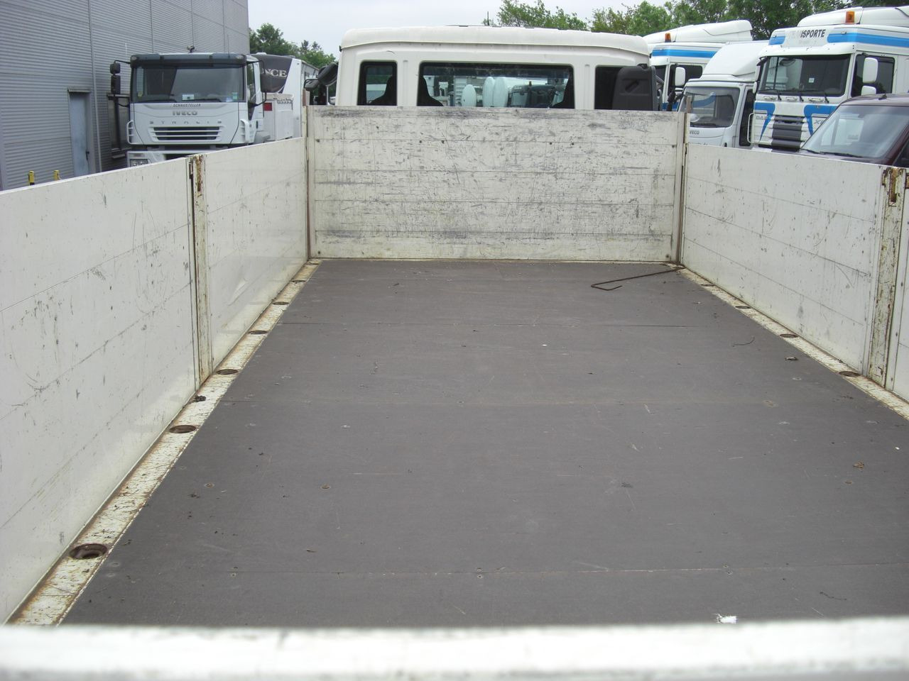 MAN 8180L Baustoffpritsche MAN 8180L Baustoffpritsche - Autoutilitară cu platformă: Foto 5 MAN 8180L Baustoffpritsche MAN 8180L Baustoffpritsche - Autoutilitară cu platformă: Foto 5
