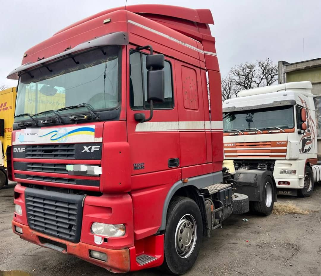 DAF XF 95 - Cap tractor: Foto 1 DAF XF 95 - Cap tractor: Foto 1