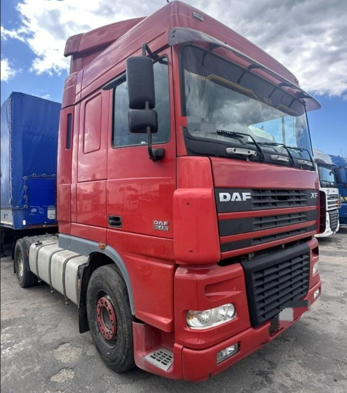 DAF XF 95 - Cap tractor: Foto 2 DAF XF 95 - Cap tractor: Foto 2