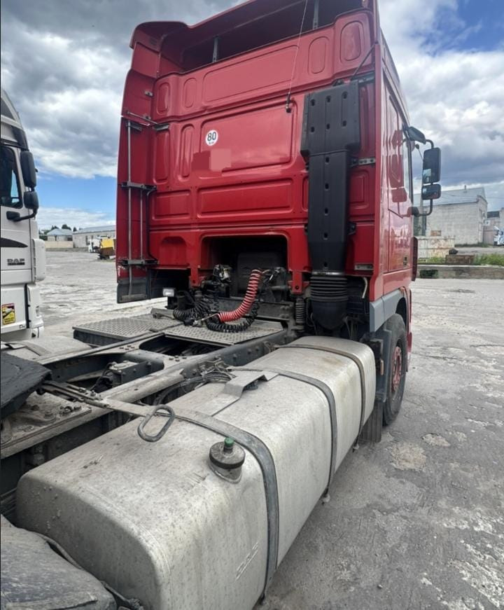 DAF XF 95 - Cap tractor: Foto 4 DAF XF 95 - Cap tractor: Foto 4