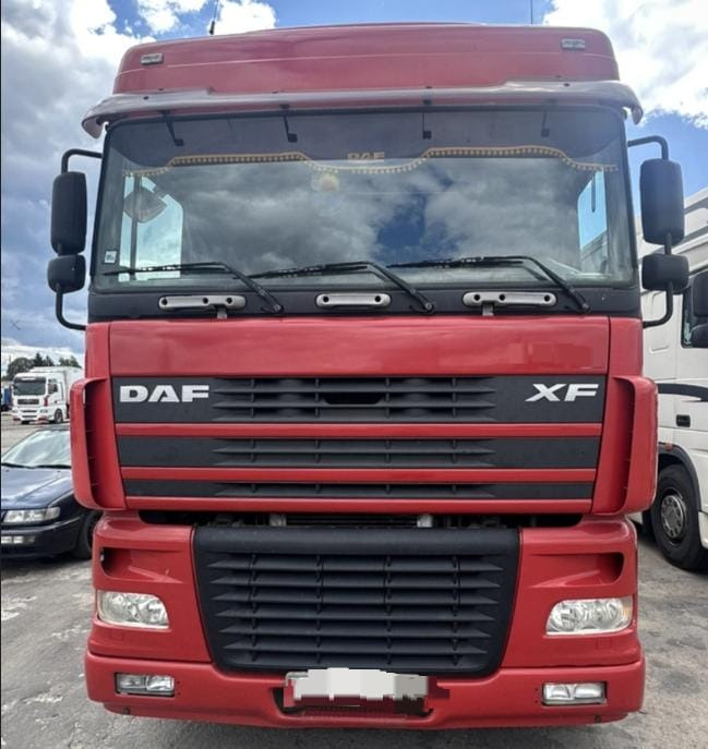 DAF XF 95 - Cap tractor: Foto 1 DAF XF 95 - Cap tractor: Foto 1