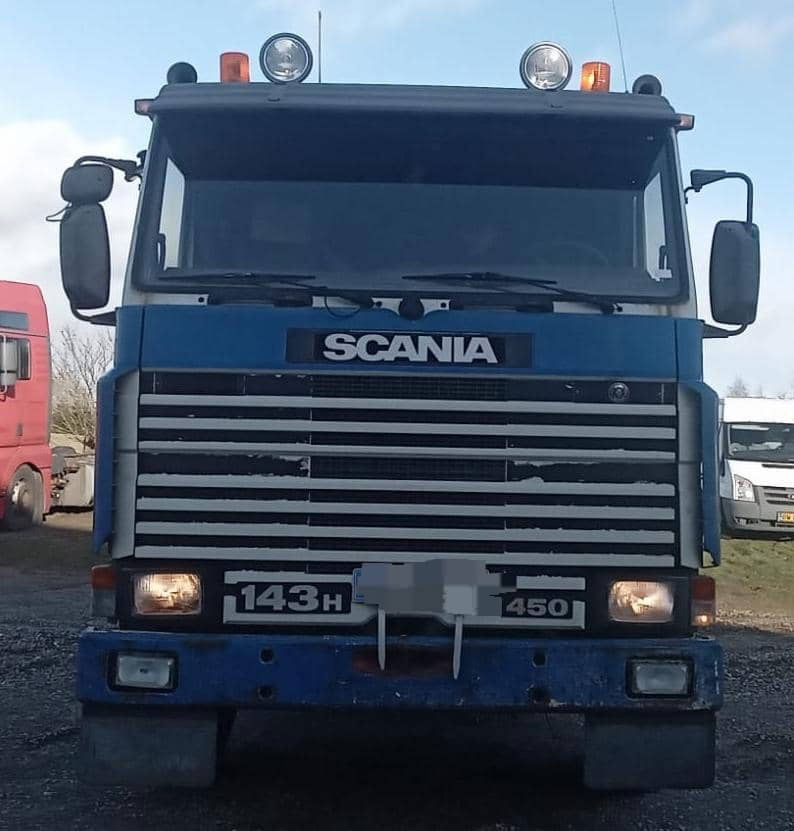 Scania R143-450 V8 Tractor unit with crane - Cap tractor: Foto 1 Scania R143-450 V8 Tractor unit with crane - Cap tractor: Foto 1