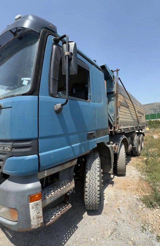 MERCEDES-BENZ Actros 4140 - Camion basculantă: Foto 4 MERCEDES-BENZ Actros 4140 - Camion basculantă: Foto 4