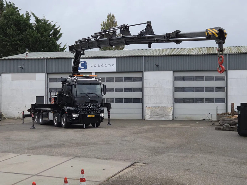 Mercedes-Benz Arocs 8x2 4 Fassi 82TM 2017 euro 6 - Camion cu macara: Foto 2 Mercedes-Benz Arocs 8x2 4 Fassi 82TM 2017 euro 6 - Camion cu macara: Foto 2