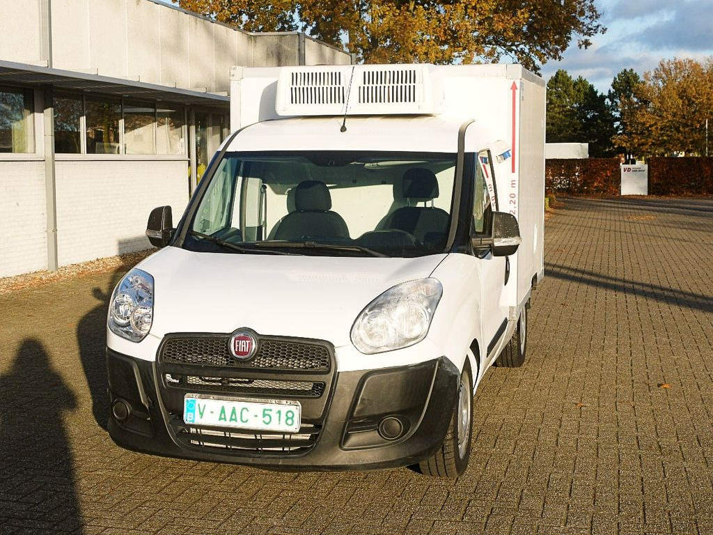 Fiat DOBLO 1.6 KUHLKOFFER CARRIER XARIOS -20 / AIRCO - Autoutilitară frigorifica: Foto 4 Fiat DOBLO 1.6 KUHLKOFFER CARRIER XARIOS -20 / AIRCO - Autoutilitară frigorifica: Foto 4