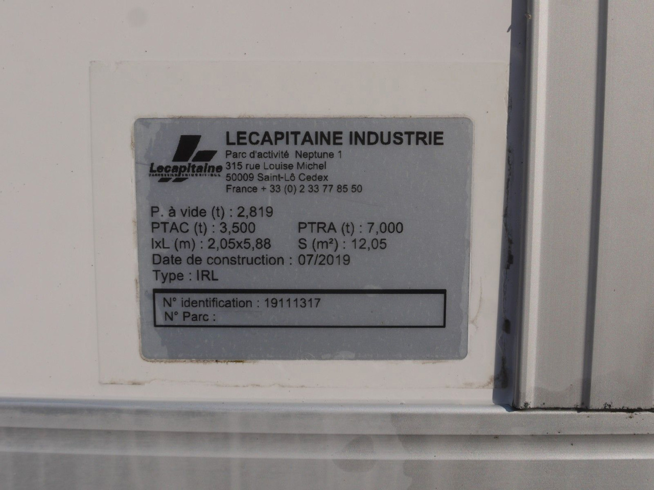 Iveco 35S14 DAILY ISOTHERMKOFFER LADEBORDWAND luft fed - Autoutilitară frigorifica: Foto 4 Iveco 35S14 DAILY ISOTHERMKOFFER LADEBORDWAND luft fed - Autoutilitară frigorifica: Foto 4