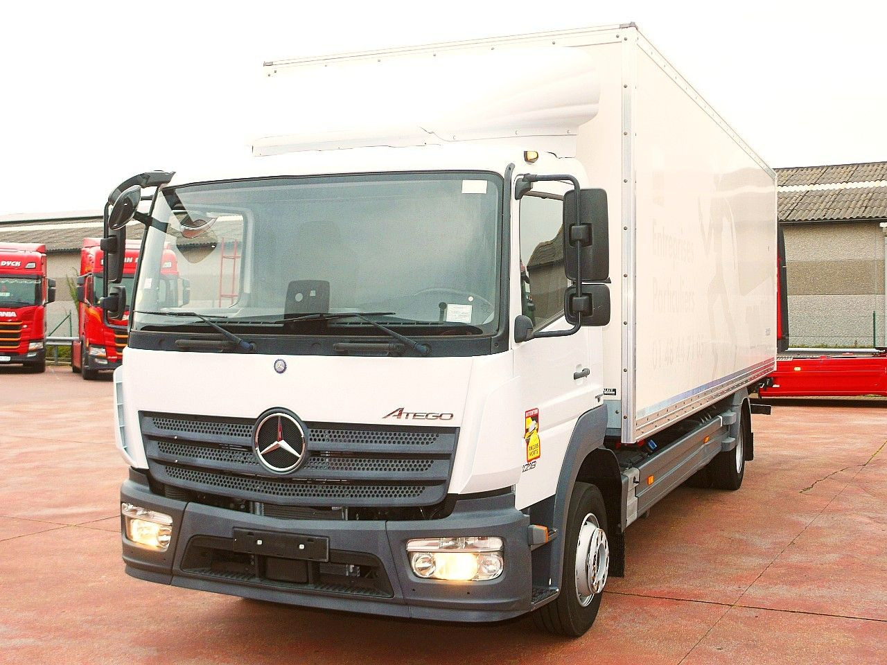 Mercedes-Benz 1218 ATEGO MEUBEL KOFFER A/C 124 Tkm - Autoutilitară box: Foto 5 Mercedes-Benz 1218 ATEGO MEUBEL KOFFER A/C 124 Tkm - Autoutilitară box: Foto 5