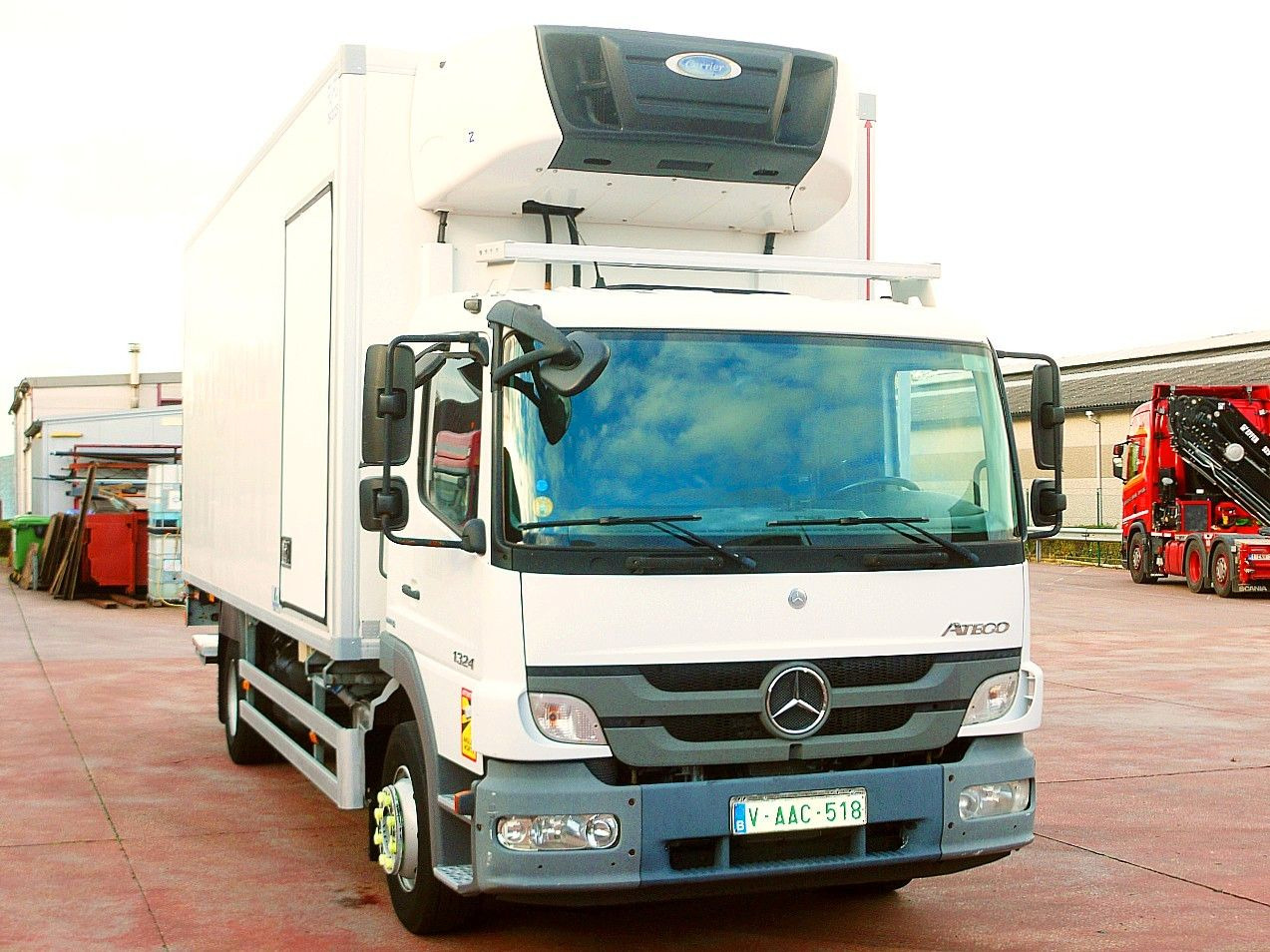 Mercedes-Benz 1324 ATEGO CARRIER SUPRA 1000MT CITY Z. A/C LUFT - Camion frigider: Foto 1 Mercedes-Benz 1324 ATEGO CARRIER SUPRA 1000MT CITY Z. A/C LUFT - Camion frigider: Foto 1