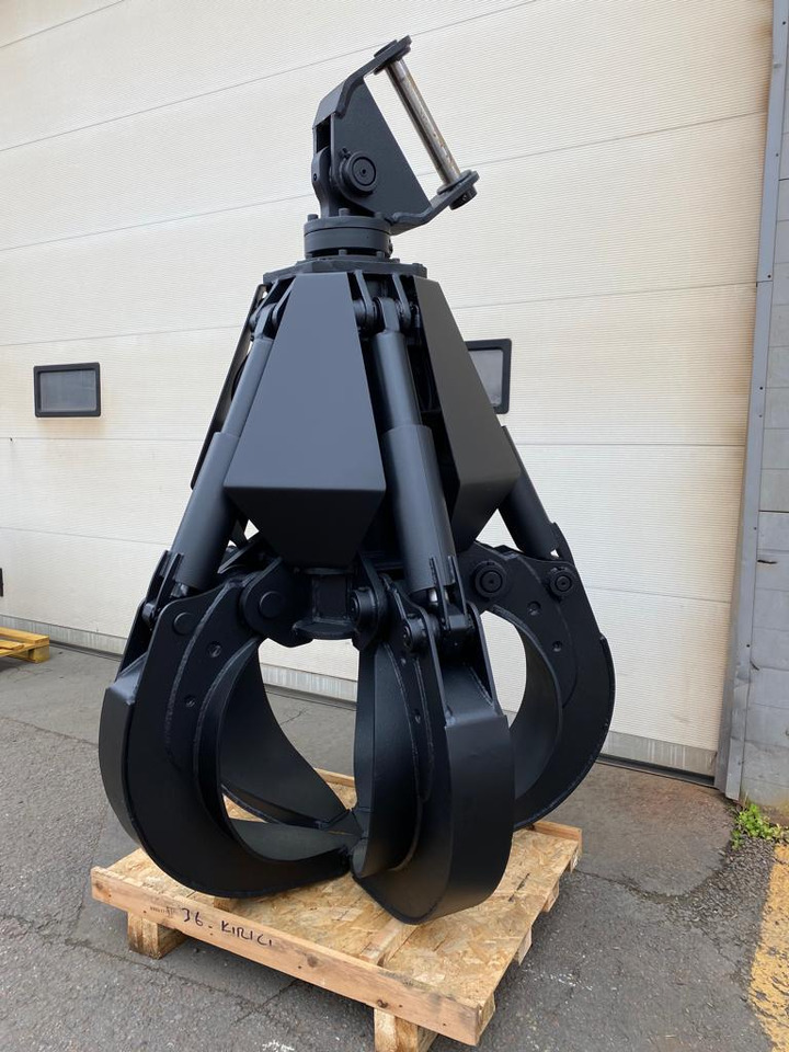 LIEBHERR ORANGE PEEL SCRAP GRABS - Graifer pentru Excavator: Foto 1 LIEBHERR ORANGE PEEL SCRAP GRABS - Graifer pentru Excavator: Foto 1