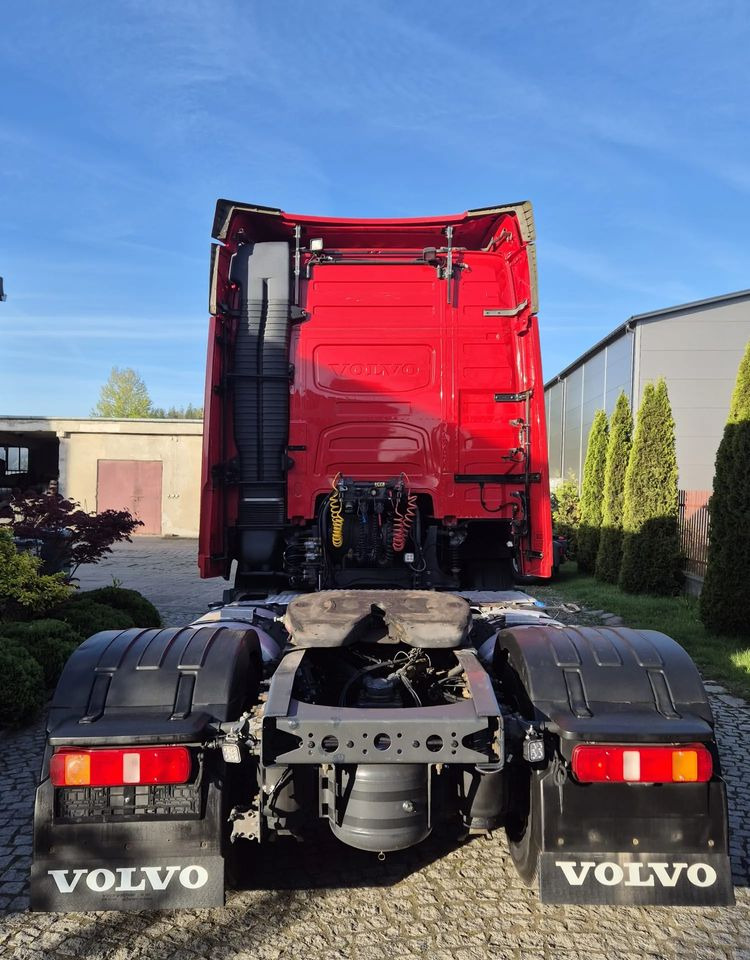 Volvo FH GLOBETROTTER - Cap tractor: Foto 5 Volvo FH GLOBETROTTER - Cap tractor: Foto 5